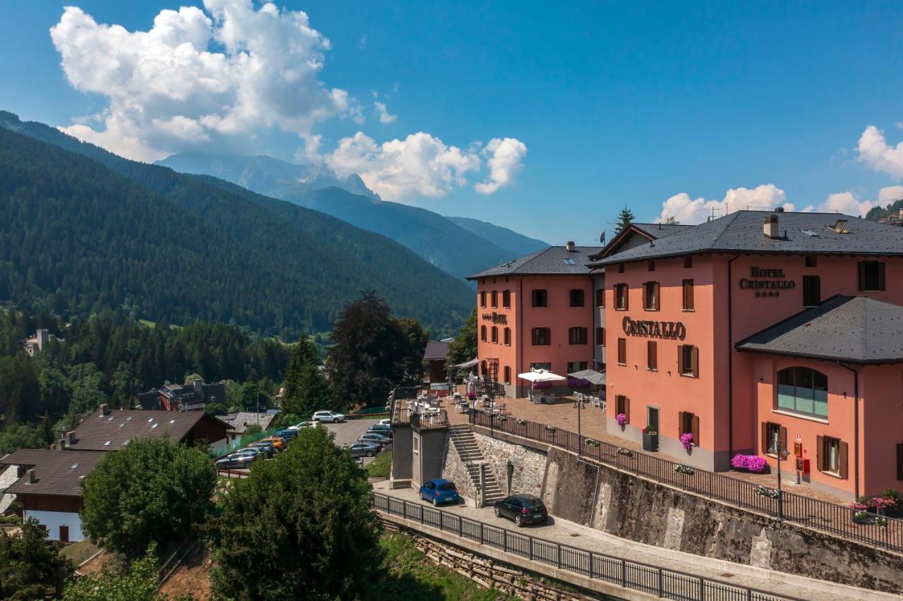 Hotel Garni Cristallo Ponte Di Legno Exterior foto